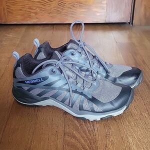 Women's Merrell Siren Edge waterproof hikers